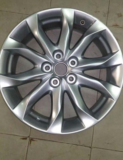 Picture of Mâm Mazda 3 lắp lốp 215/45R18