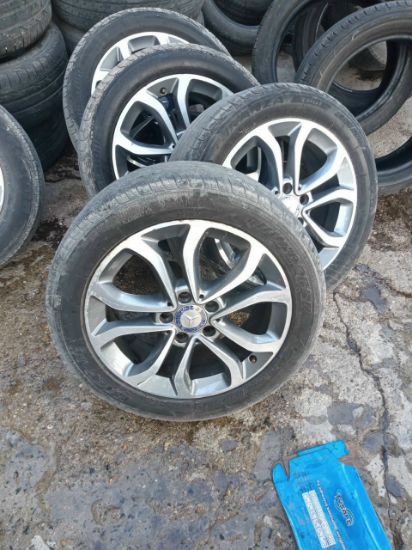 Picture of Mâm Lazang Mercedes C-Class lắp C200 17 inch lắp lốp 225/50R17
