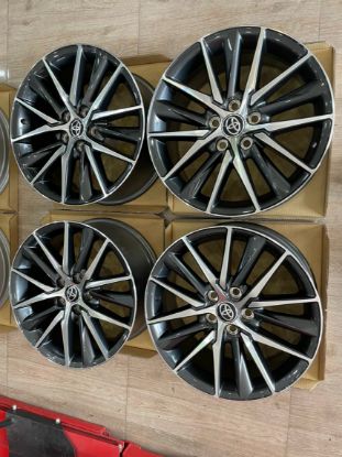 Picture of Mâm Lazang zin TOYOTA CAMRY 18 inch 2022 lắp lốp 235/45R18