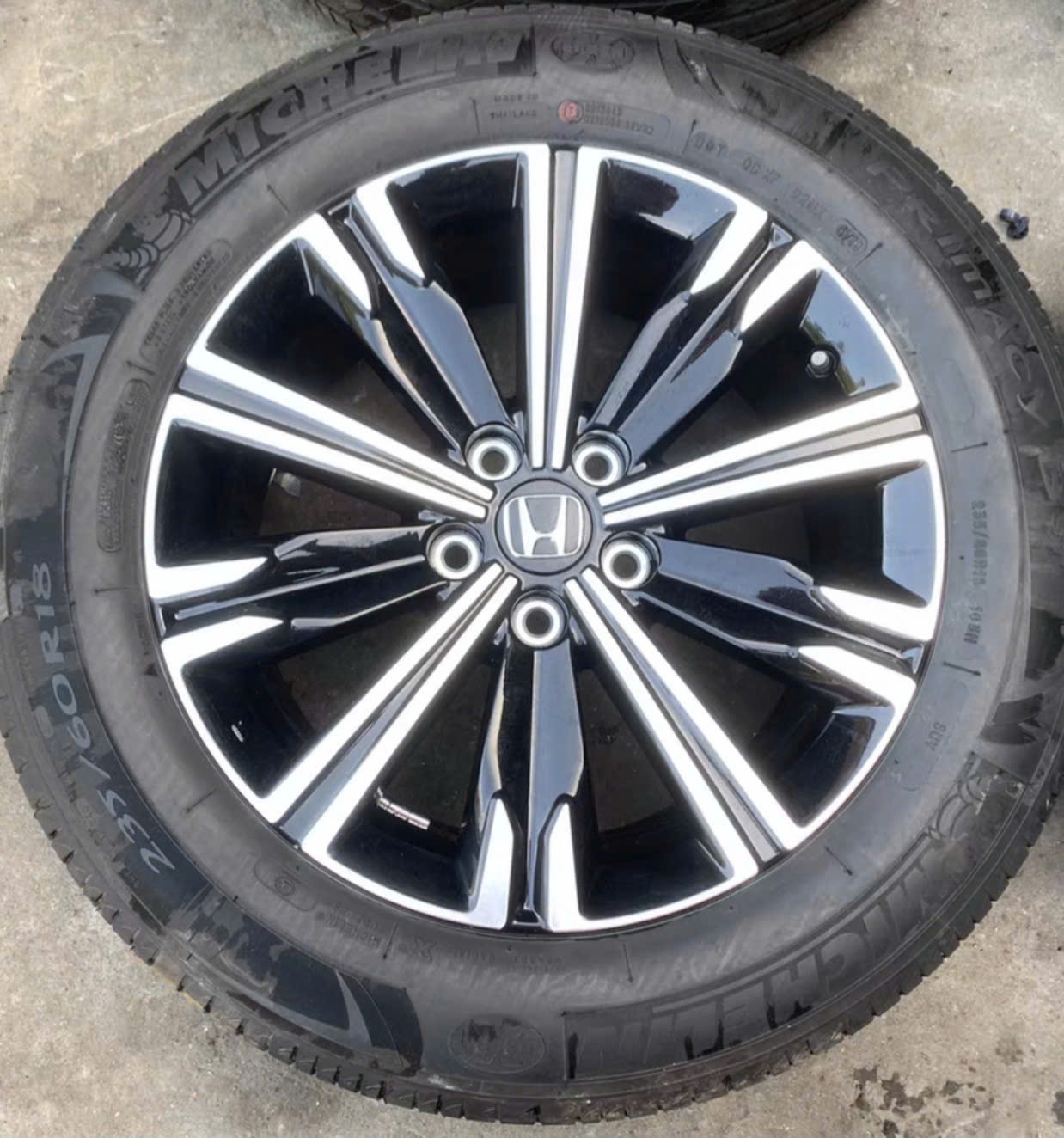 Mâm Lazang Honda CRV 2022 18 inch 235/60R18 thị trường nước ngoài 